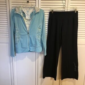 Good Move by Life Is Good Women’s Hoodie, Top, and Pants, size small